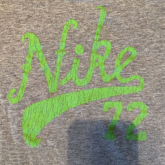 NIKE Womens Slim Fit Graphic T-Shirt Top Crew Neck M Grey 100% Cotton - Picture 3 of 5